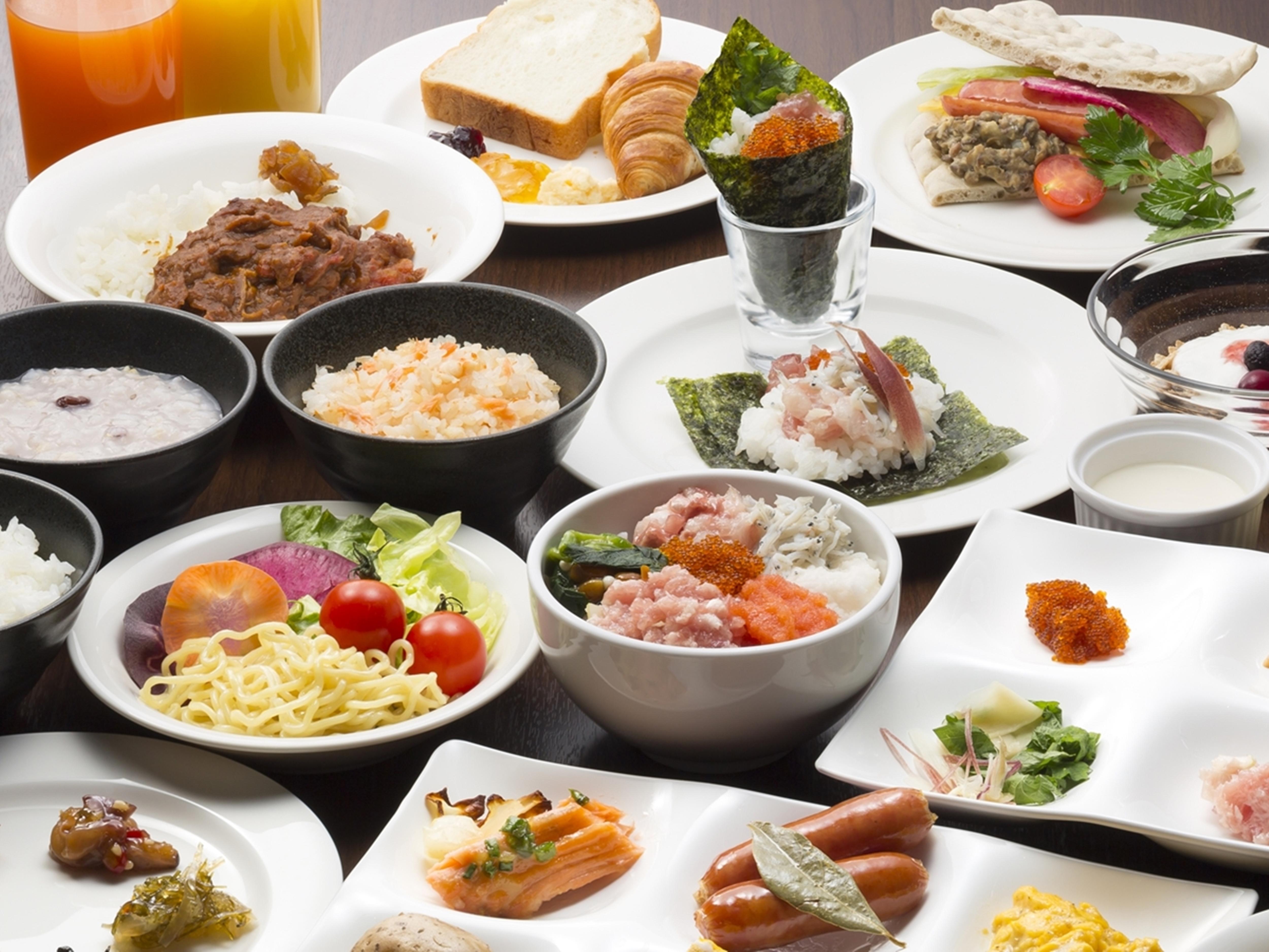 Hotel Emisia Sapporo Exterior photo A selection of dishes from the buffet