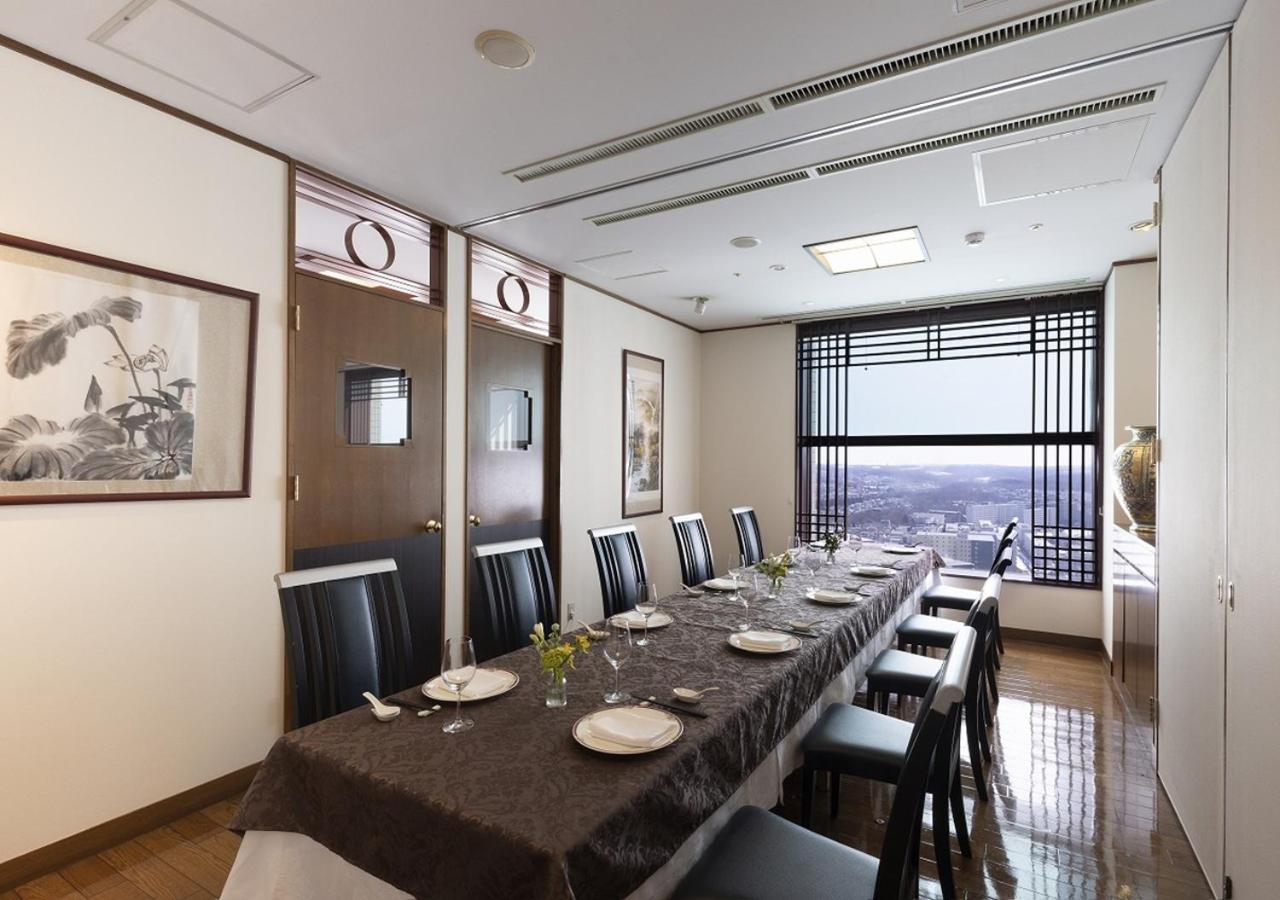 Hotel Emisia Sapporo Exterior photo A private dining room at the hotel