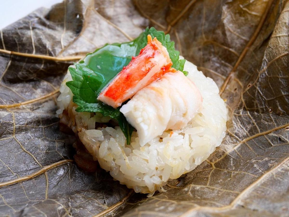 Hotel Emisia Sapporo Exterior photo A crab and fish paste rice dumpling